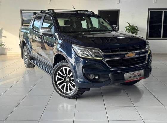 CHEVROLET S10 2.8 HIGH COUNTRY 4X4 CD 16V TURBO DIESEL 4P AUTOMÁTICO